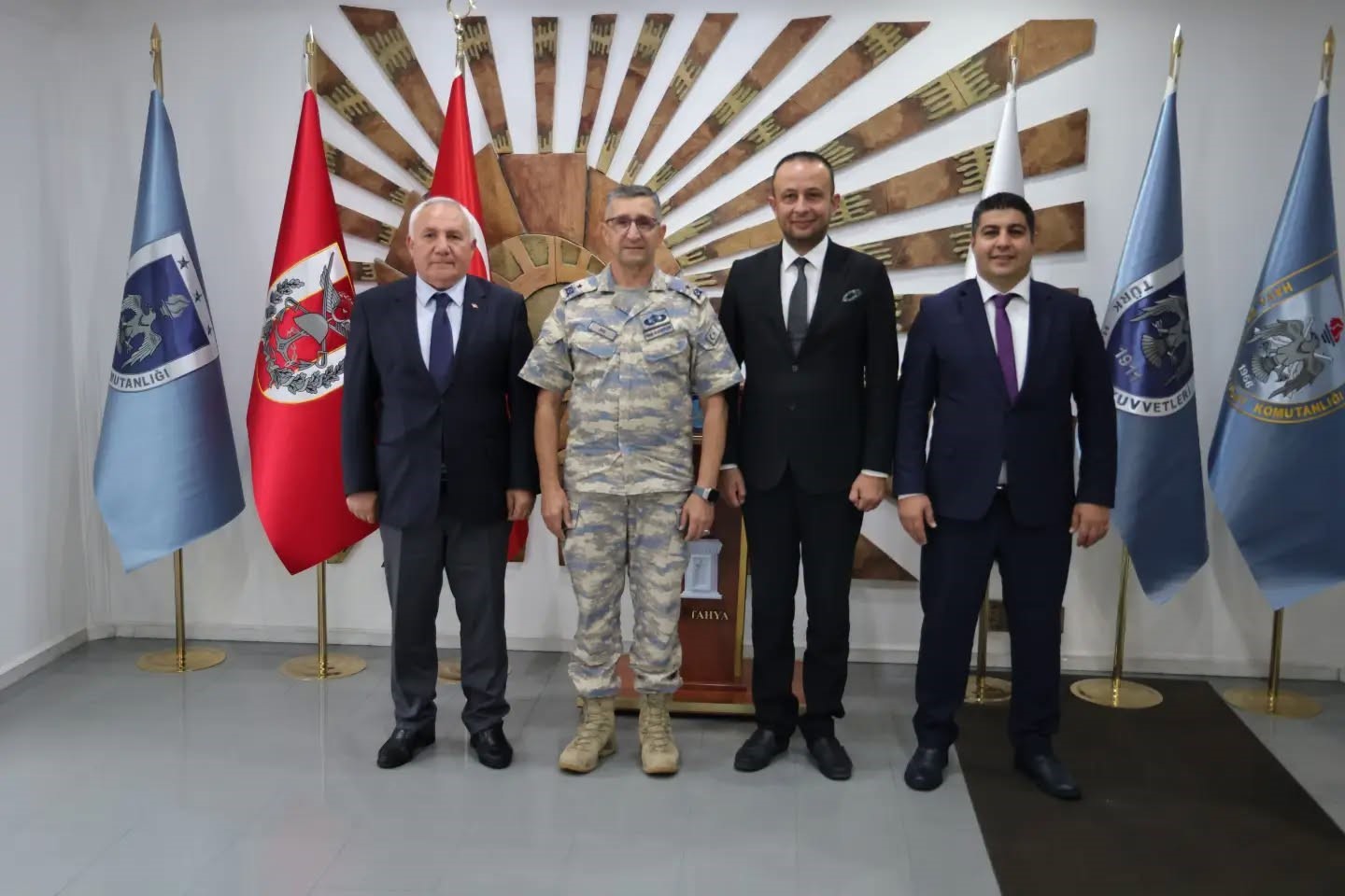 Kütahya belediye başkan yardımcılarından Tuğgeneral Mustafa Baş’a ziyaret