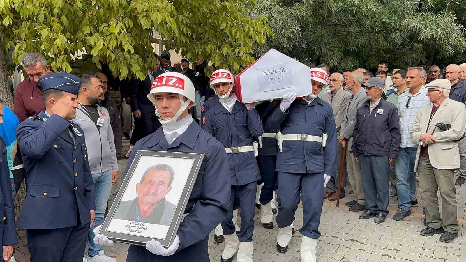 Kütahyalı Kıbrıs gazisi Halil Çil son yolculuğuna uğurlandı