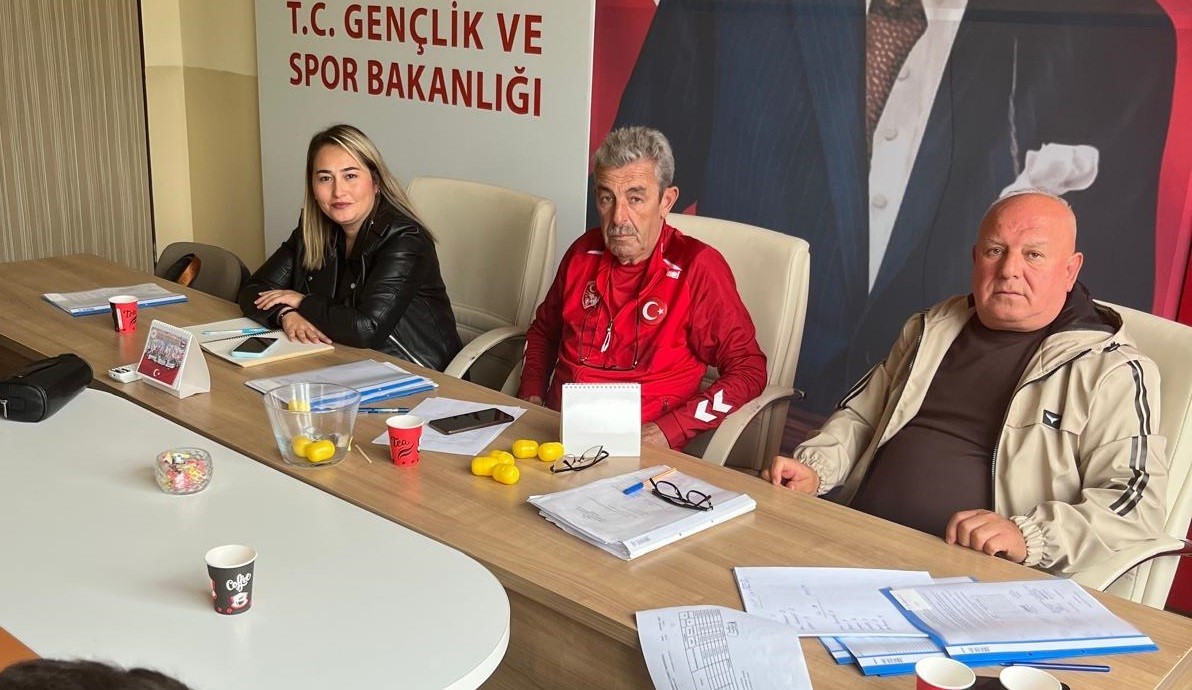 Bilecik’te U14 ile U15 Gençler Ligi kuraları çekildi