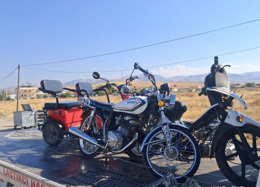 Sandıklı’da motosiklet sürücülerine yönelik denetim