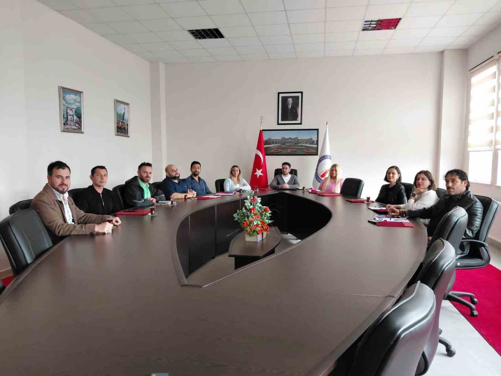 Emet MYO’da 2026-2027 eğitim yılı hazırlıkları değerlendirildi