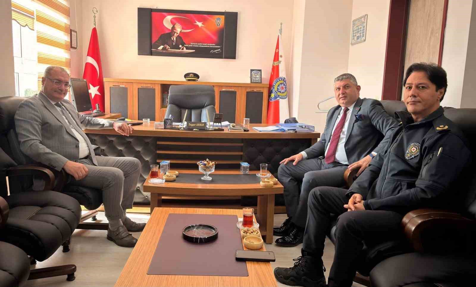 Kaymakam Arıkan’dan, Tayyar Arıkan’a ziyaret