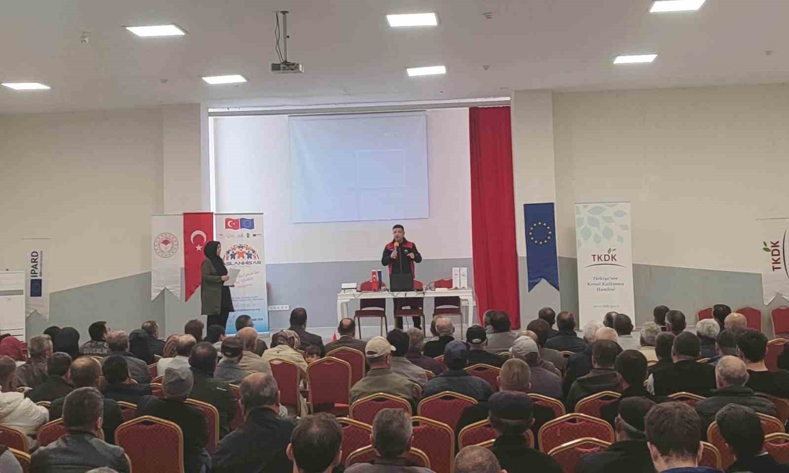 Çavdarhisar’da kırsal kalkınma hibeleri anlatıldı