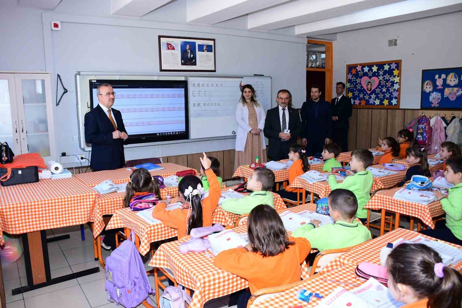 İl Millî Eğitim Müdürü Sinan Aydın’dan Cengiz Topel İlkokuluna ziyaret