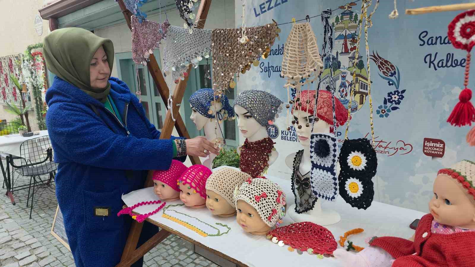 Kütahya’da 40 yıllık örgü tutkusu üretime dönüşüyor