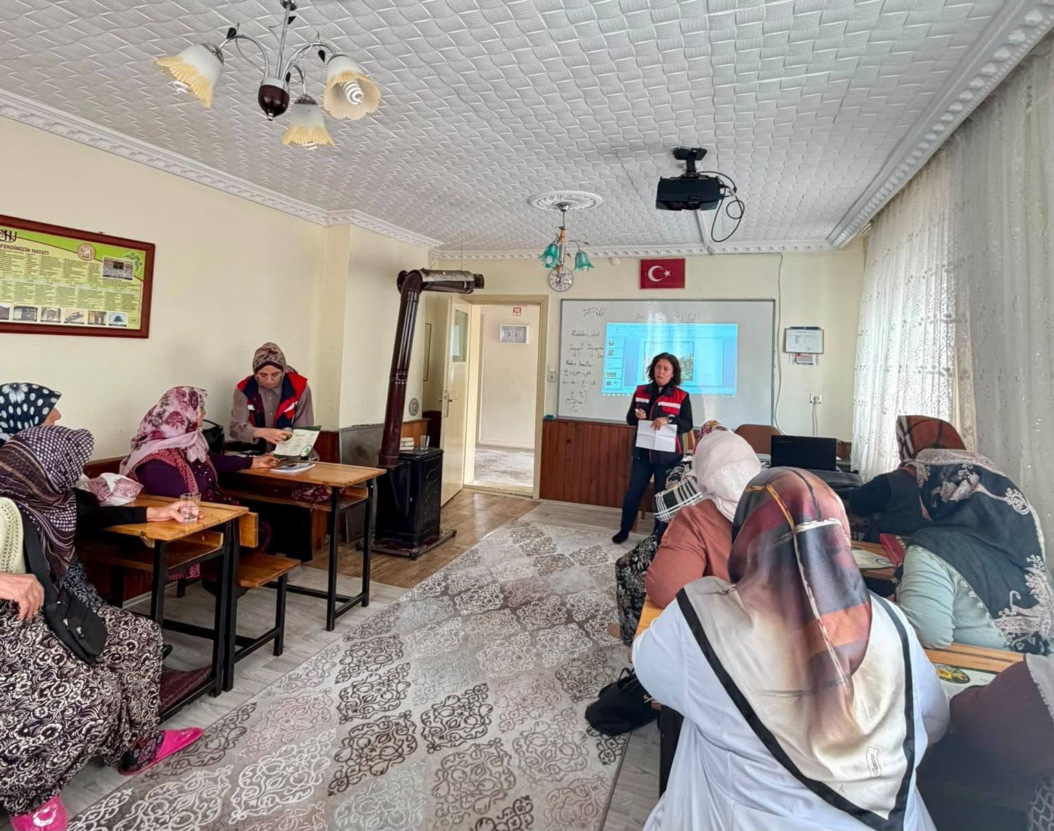 Kadın çiftçilere tarımsal eğitim verildi