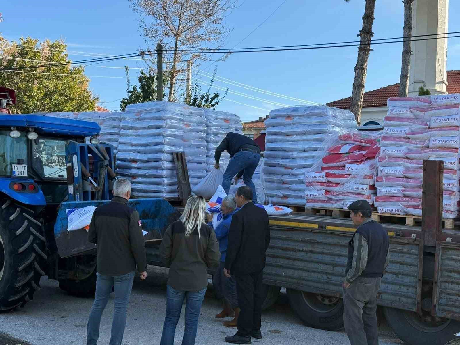 Bilecik’te çiftçilere 22 bin 500 kilo tohum dağıtıldı