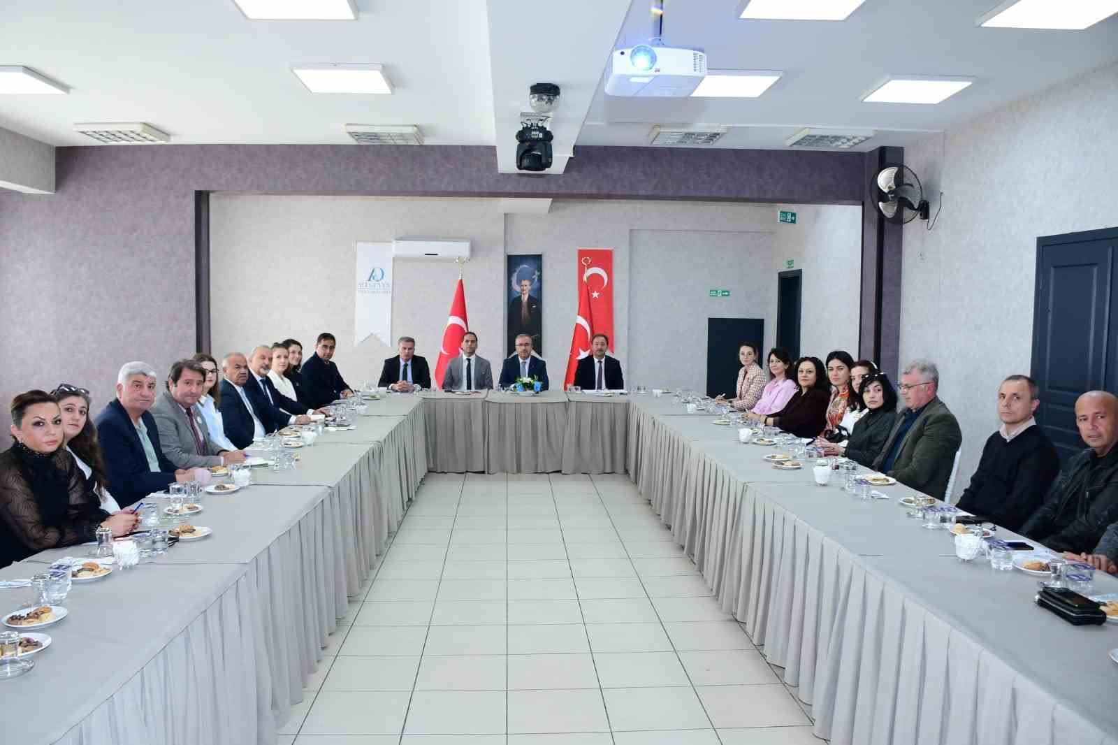 İl Millî Eğitim Komisyonu Toplantısı gerçekleştirildi