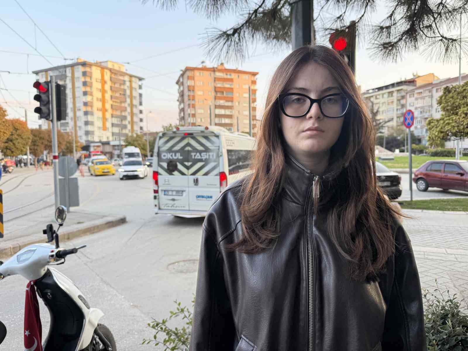 Yolda yürürken saldırıya uğrayan üniversite öğrencisi, dehşet anlarını anlattı