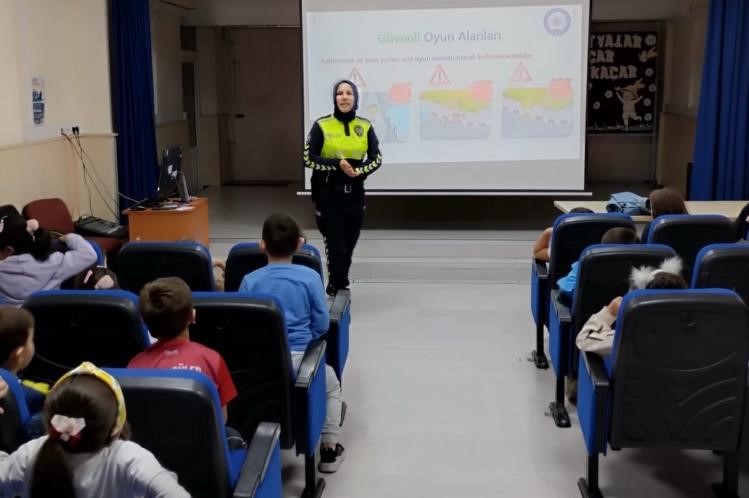 Bilecik’te 90 öğrenciye ‘Trafik Güvenliği Eğitimi’