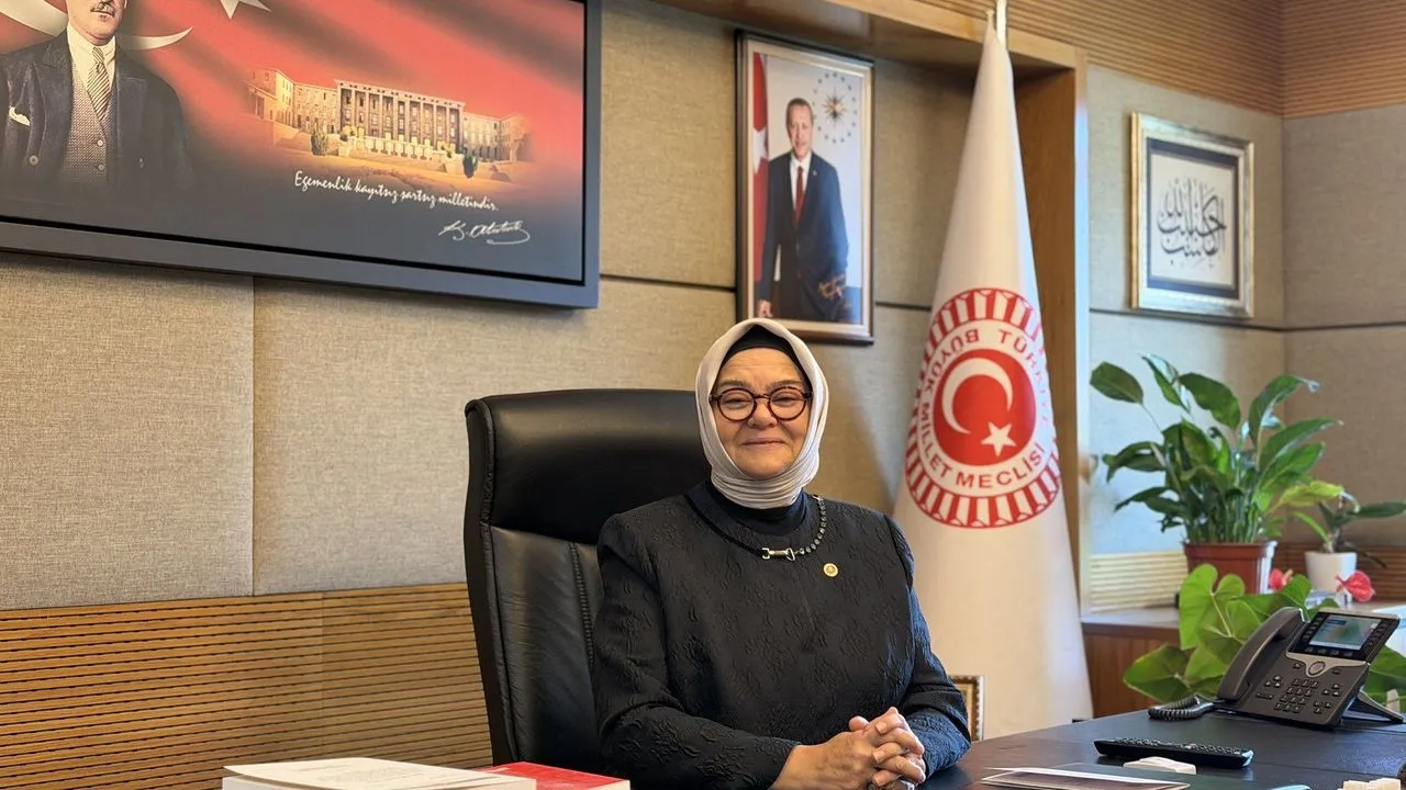 AK Parti Eskişehir Milletvekili Ayşen Gürcan’dan 29 Ekim Cumhuriyet Bayramı Mesajı