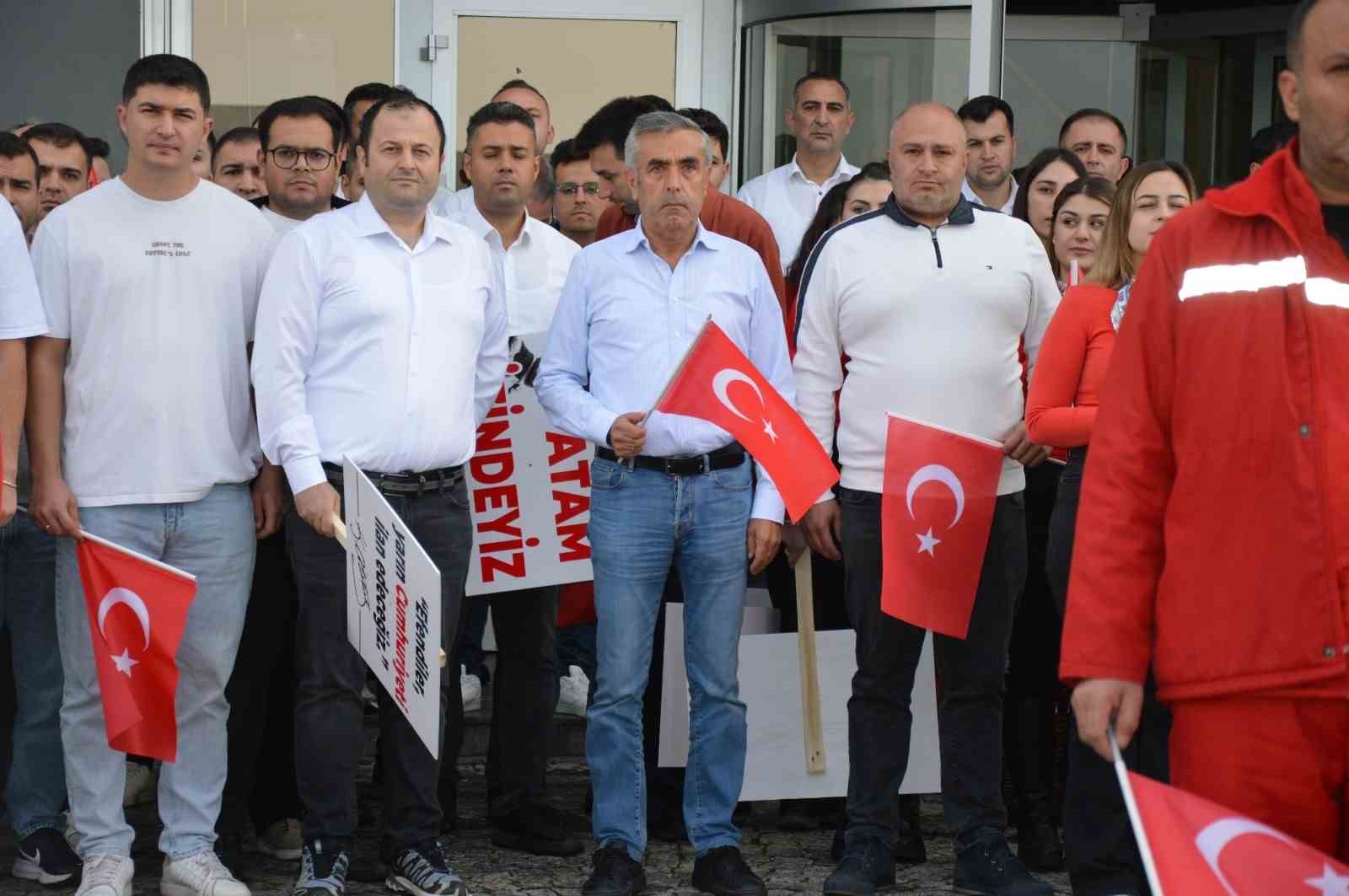 Gedik Piliç’te Cumhuriyet’in 103. yaşı coşkuyla kutlandı