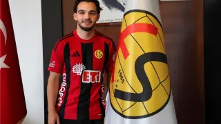 Emre Tangeldi Es-Es'te