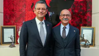 CHP'den Ayrılan Milletvekili Yeni Partinin Kurucuları Arasına Katıldı