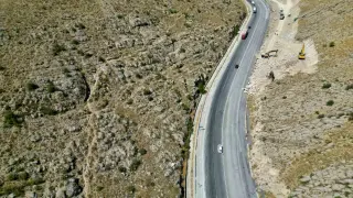 Aracları mor renge boyayan yolla ilgili ilginç çözüm: