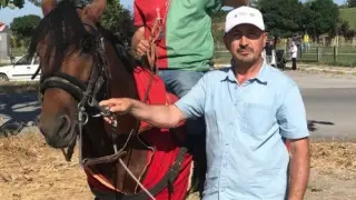 Rahvan at yarışlarından alınan kupa gurur yaşattı