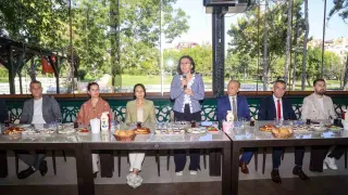 Belediye Başkan Vekili Terekeci Özkan, zabıta personelleriyle bir araya geldi