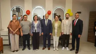 Uşak’ta Halk Kadın Kuaförü hizmete açıldı
