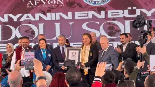 Afyonkarahisar ’Dünyanın En Büyük Anadolu Sofrası’ ile Guinness Rekorlar Kitabına girdi