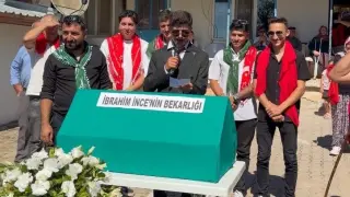 Böyle düğün görülmedi: Damadı çatıya çıkarıp tepsi tepsi yemek istediler