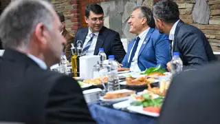 Vali Kartal şehit aileleri ve gazilerle bir araya geldi
