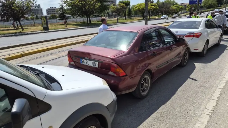 Eskişehir’de Zincirleme Trafik Kazası