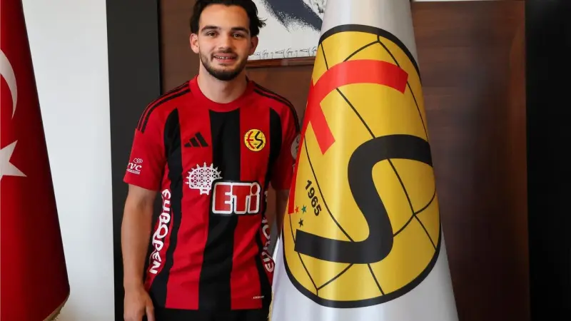 Emre Tangeldi Es-Es'te