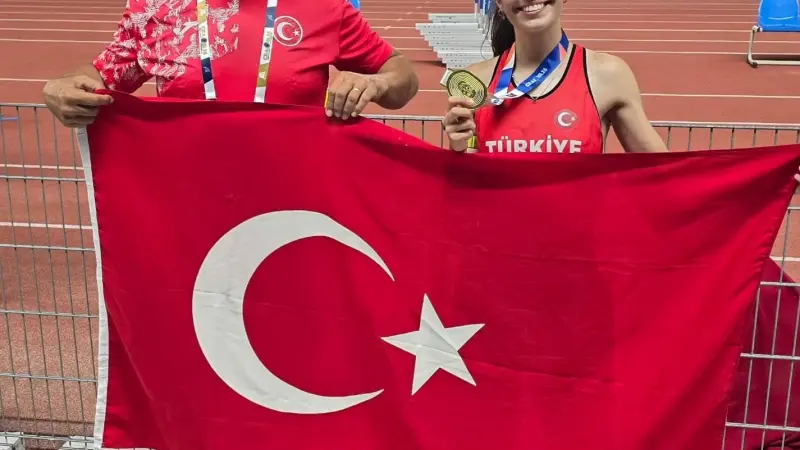Eskişehirli Sporcu Zeynep Özkara Balkan Şampiyonu Oldu