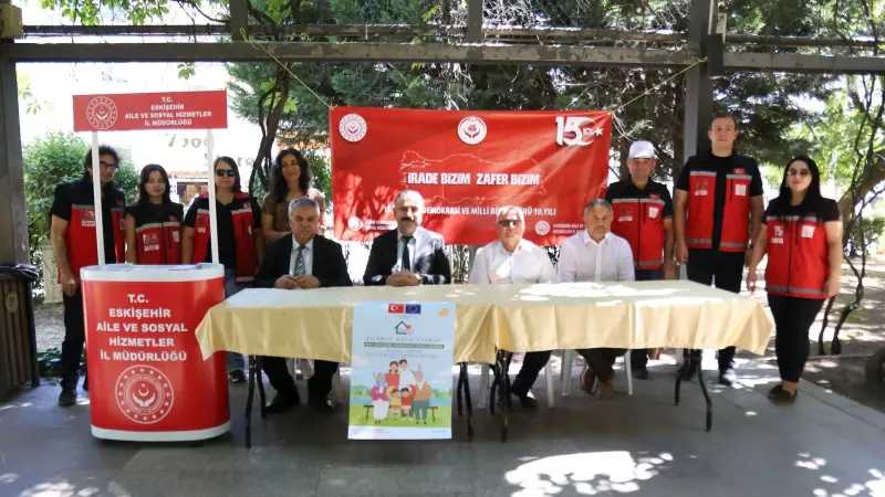 Eskişehir'de 15 Temmuz Anısına Özel Resim ve Fotoğraf Sergisi