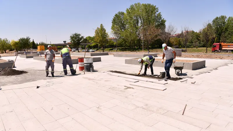 Tepebaşı Belediyesi Ertuğrulgazi Mahallesi'nde Yeni Park Yapıyor