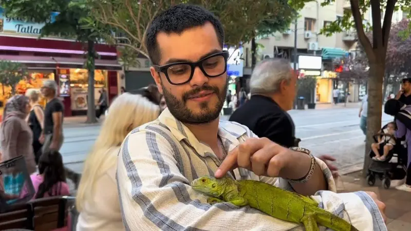Eskişehir’de Sokakta İguana Sürprizi
