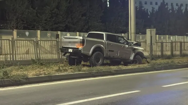 Çevre Yolunda Arazi Aracı PTS Direğine Çarptı: 1 Yaralı