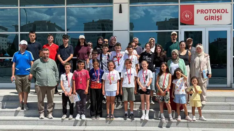 30 Ağustos Zafer Bayramı’na özel Oryantiring Yarışması Akkent’te gerçekleşti
