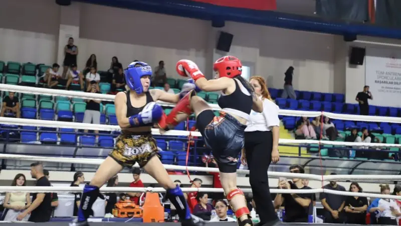 Zaferin topraklarında kick boks heyecanı