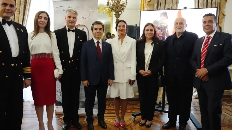 Avni Ongurlar, Londra’daki Zafer Bayramı resepsiyonuna katıldı