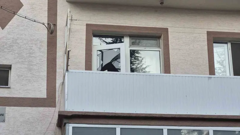 Kötü koku ihbarı ekipleri harekete geçirdi: Evinde ölü bulundu