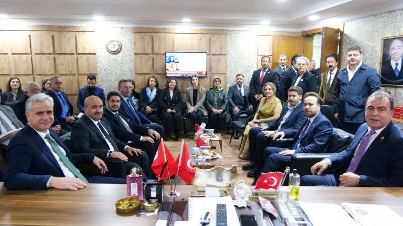 AK Parti'den MHP Eskişehir İl Teşkilatına hayırlı olsun ziyareti