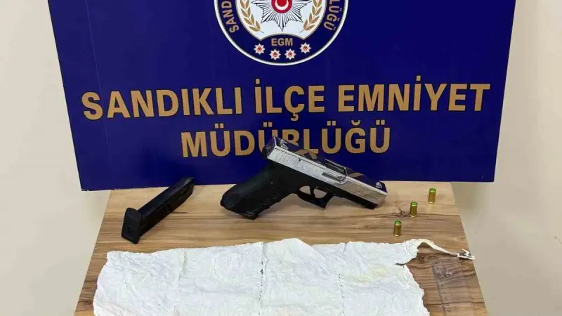 Uyuşturucu operasyonunda 2 kişi tutuklandı