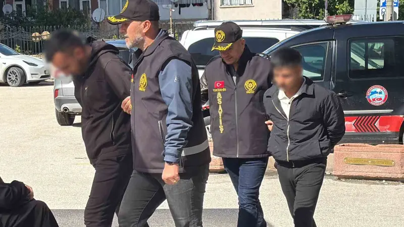 Eskişehir’de silahla yaralama olayıyla ilgili 2 şüpheli adliyeye sevk edildi