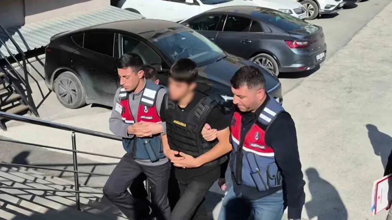 Amcasını silahla vurarak öldüren çocuk tutuklandı