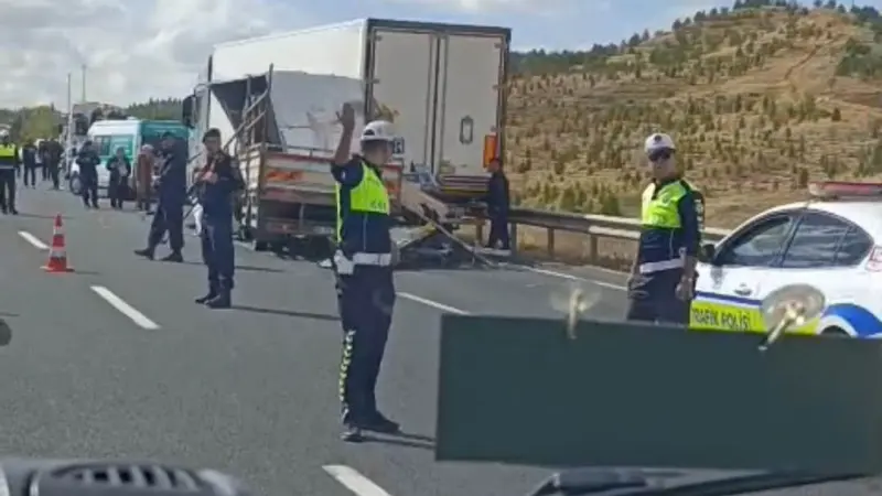 Eskişehir-Ankara karayolunda kaza: 1 ölü, 1 yaralı